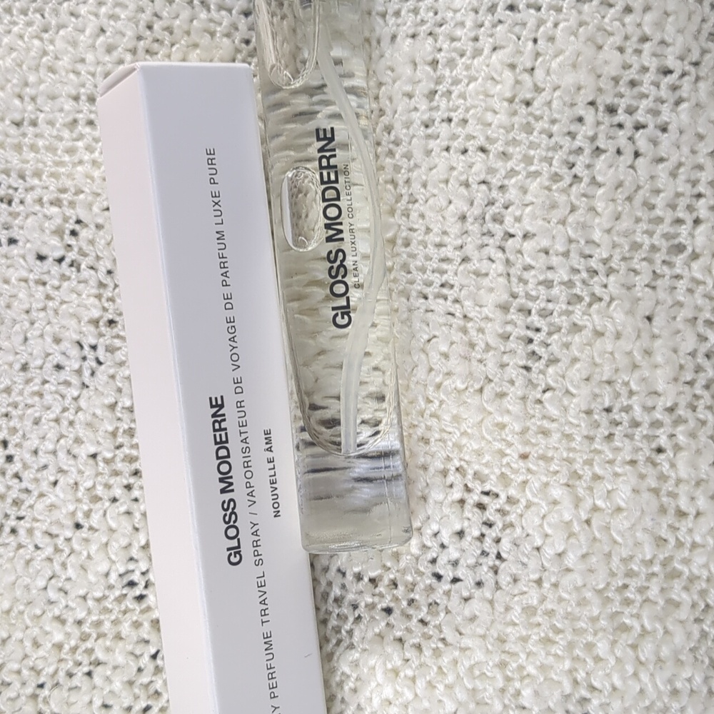 GLOSS MODERNE Nouvelle Ame Travel Spray, 10ml/0.34fl oz - Picture 2 of 8